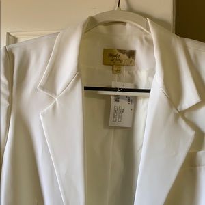 NWT white blazer